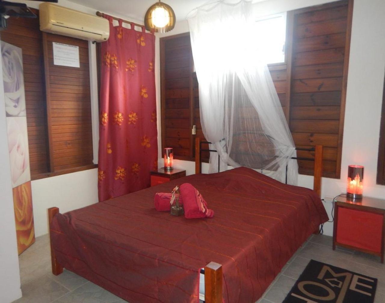 Apartmán Les Joyaux De Balata Saint-Joseph Exteriér fotografie